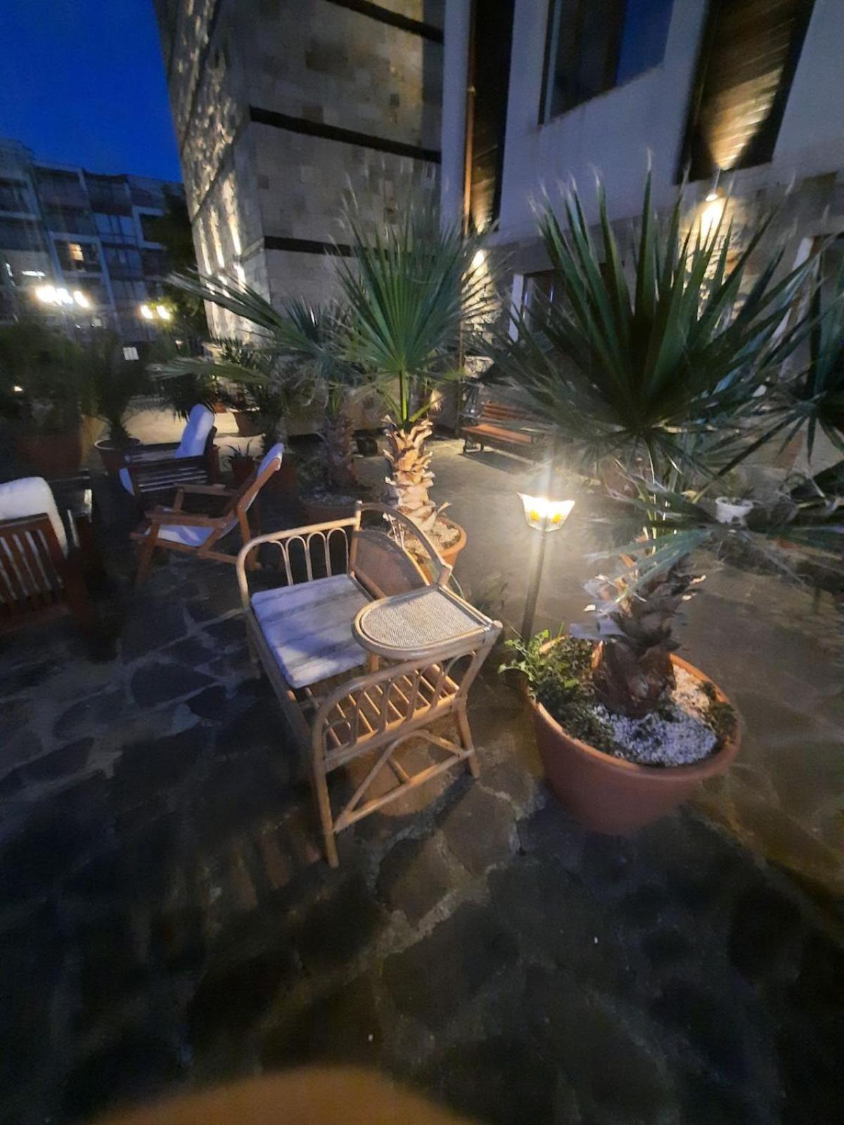 Апатаменти За Гости Sunshine И Glory Appartement Sveti Vlas Buitenkant foto