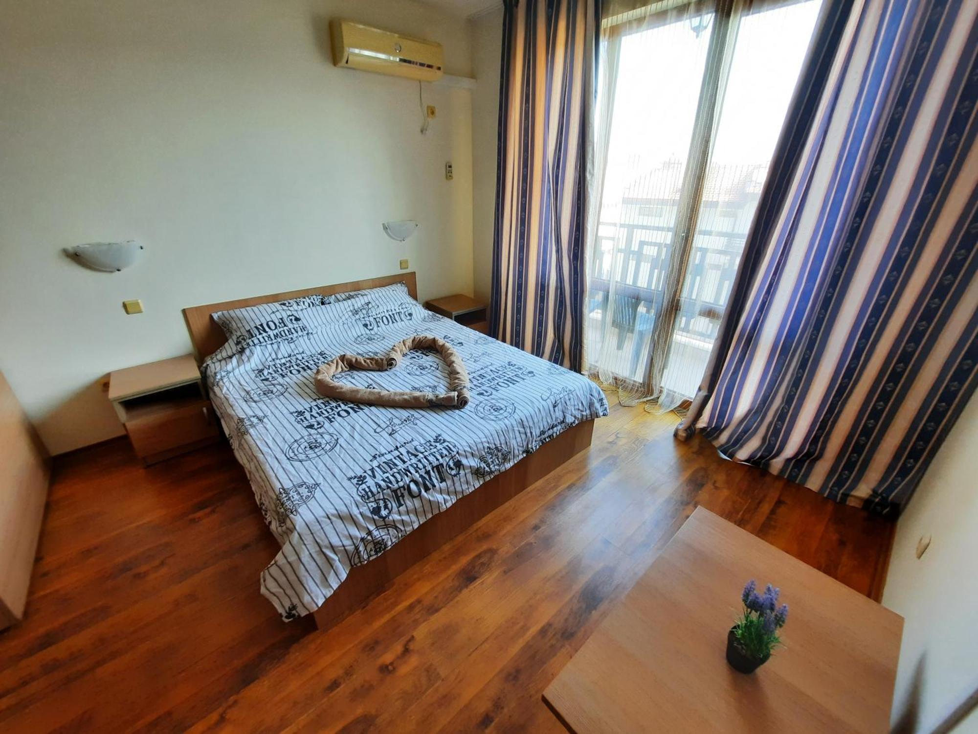 Апатаменти За Гости Sunshine И Glory Appartement Sveti Vlas Buitenkant foto